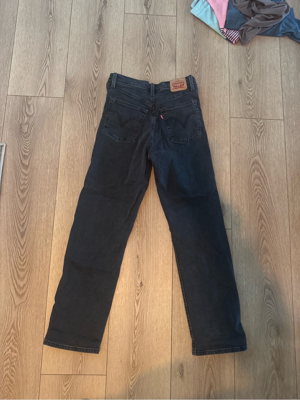 Levi's Black women's ribcage Straight Leg Jeans